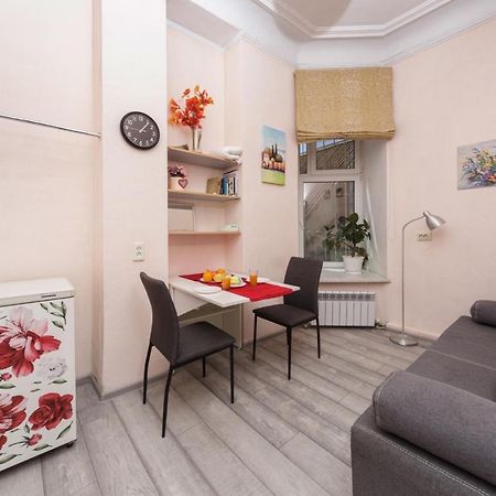 Comfortable Apartment In The Very Center Of Odessa Zewnętrze zdjęcie